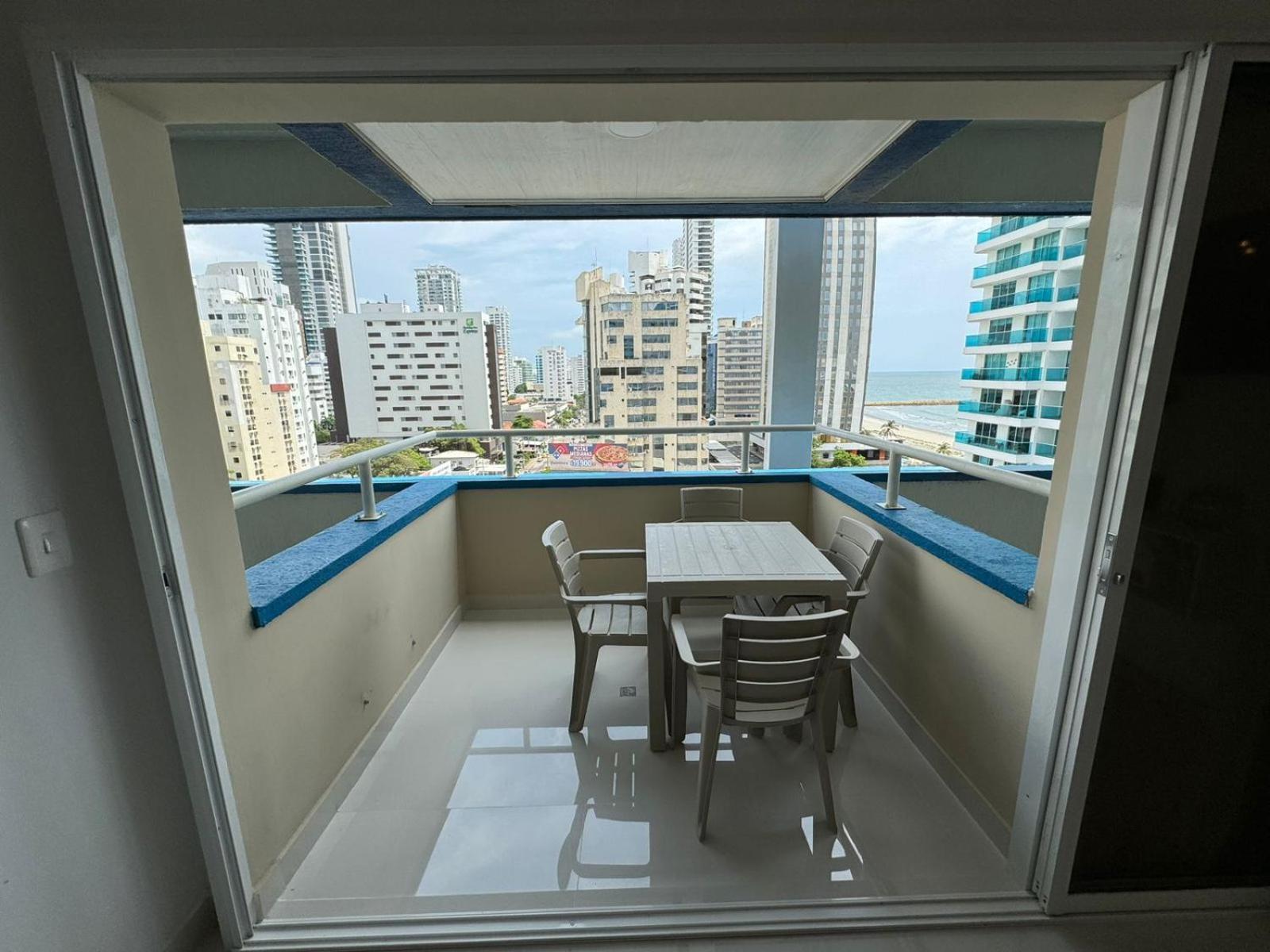 Apartamento Vista Lateral A La Playa By Icdi Apartment Cartagena Exterior photo